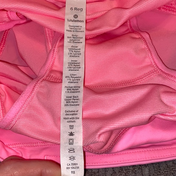 Size 6 2.5” Lululemon Speed Up Shorts Pink Shell - Picture 7 of 8